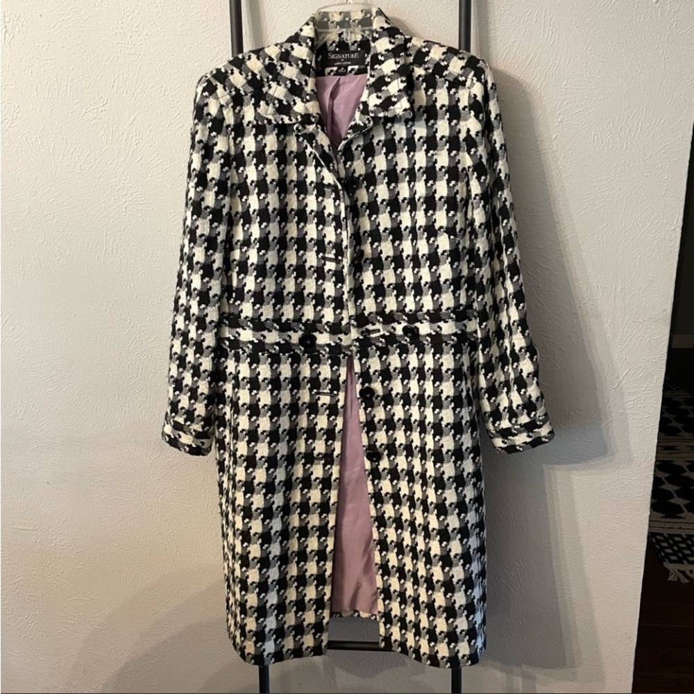 Gorgeous houndstooth coat by Larry Levine.